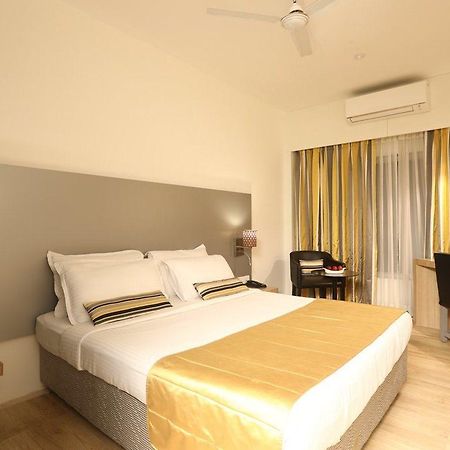 Hotel Metro International Βομβάη Εξωτερικό φωτογραφία